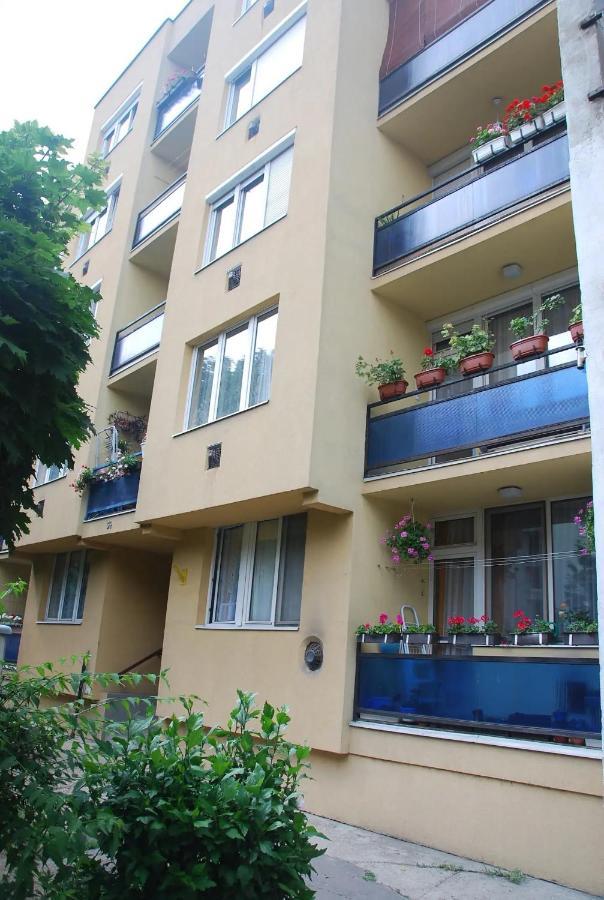 Bartakovics Apartman Эгер Экстерьер фото